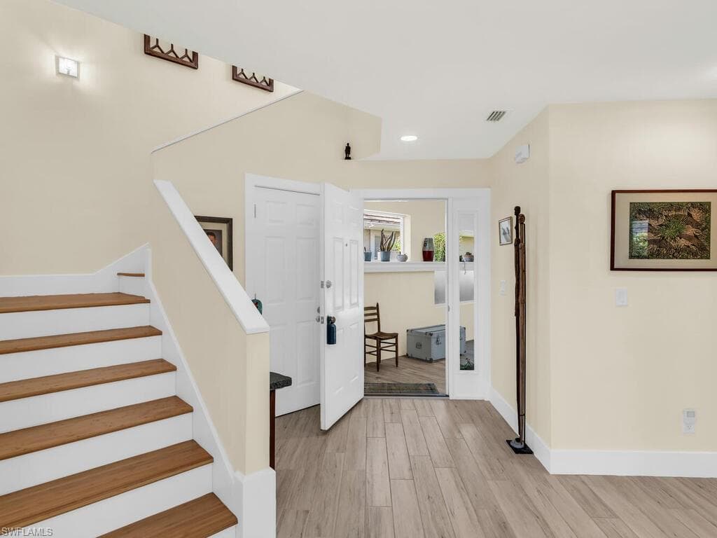 158 Eveningstar Cay, Naples, FL 34114-27