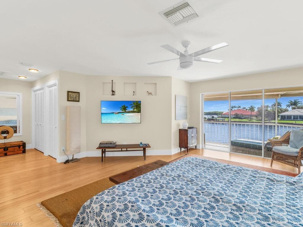 158 Eveningstar Cay, Naples, FL 34114-29