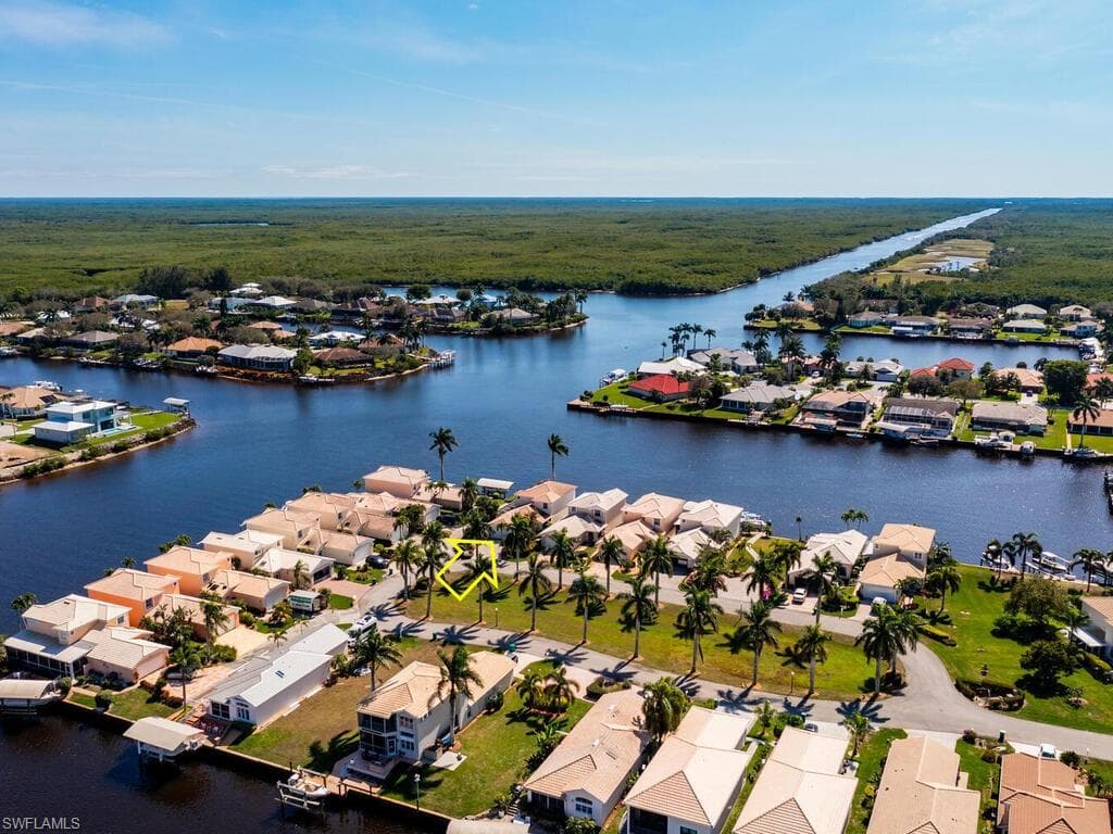 158 Eveningstar Cay, Naples, FL 34114-40