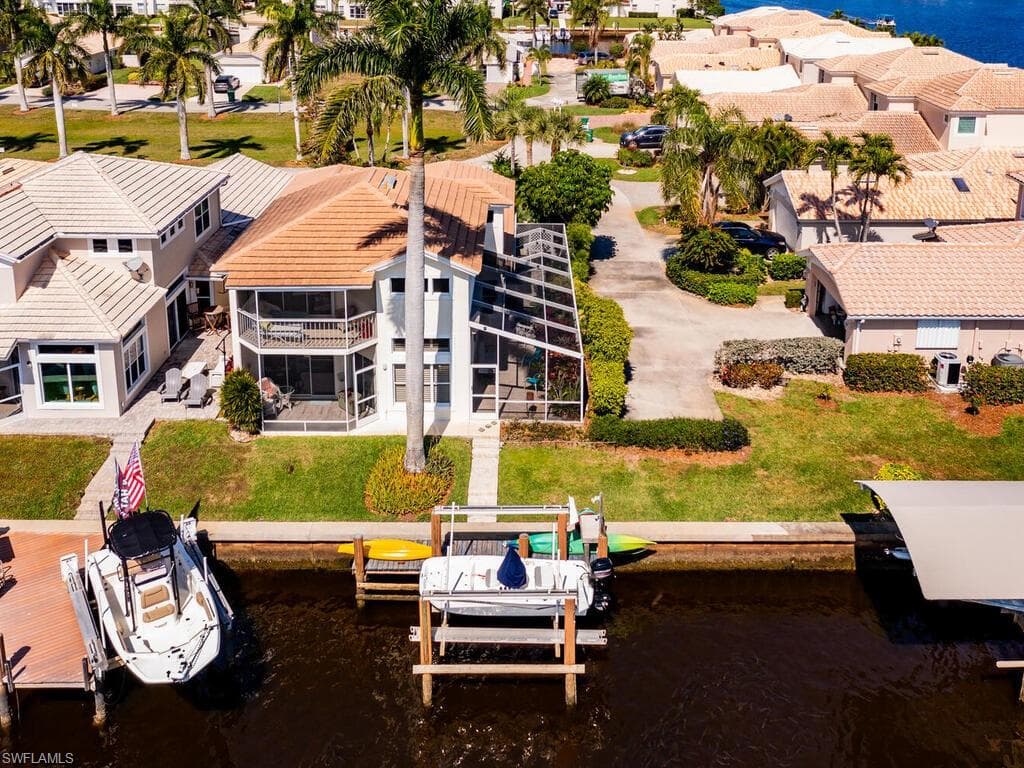 158 Eveningstar Cay, Naples, FL 34114-43