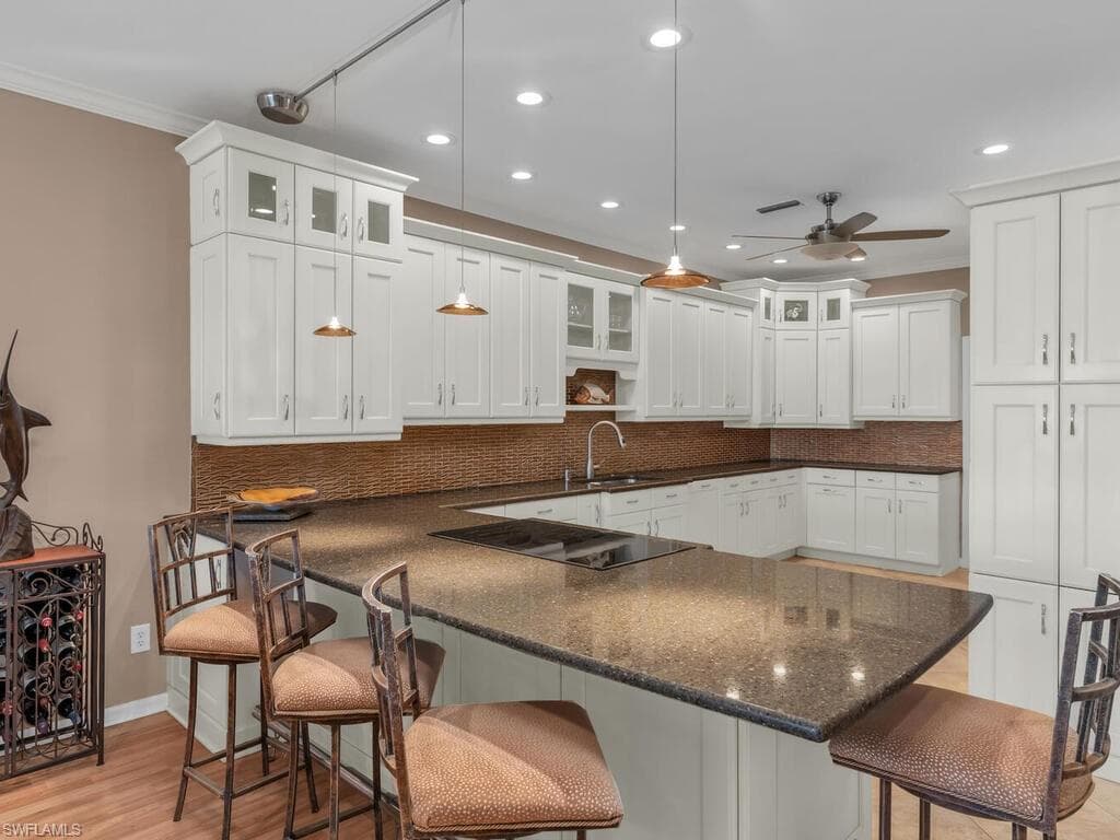 317 Stella Maris Dr S, Naples, FL 34114-7