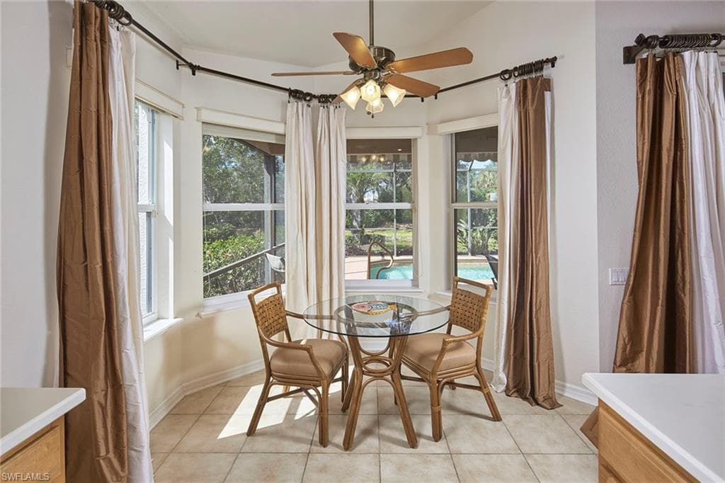 9301 Troon Lakes Dr, Naples, FL 34109-9