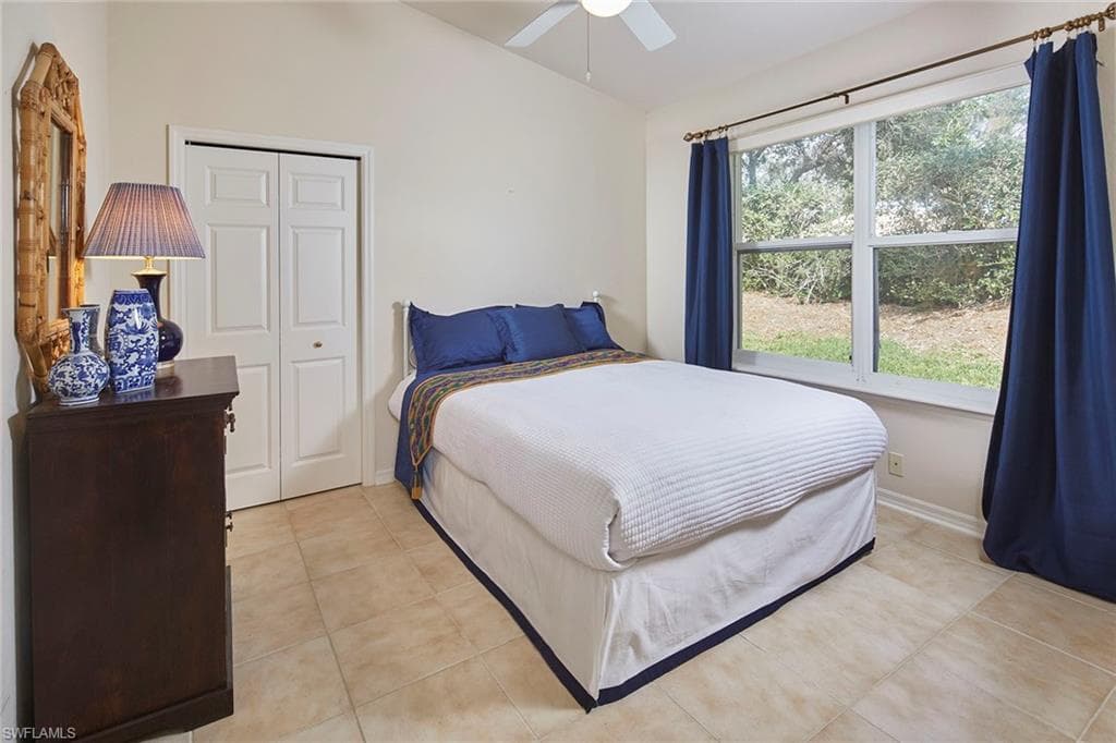 9301 Troon Lakes Dr, Naples, FL 34109-18