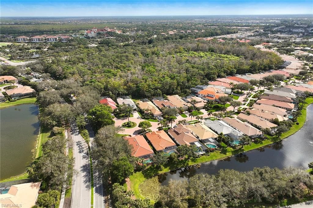 9301 Troon Lakes Dr, Naples, FL 34109-28