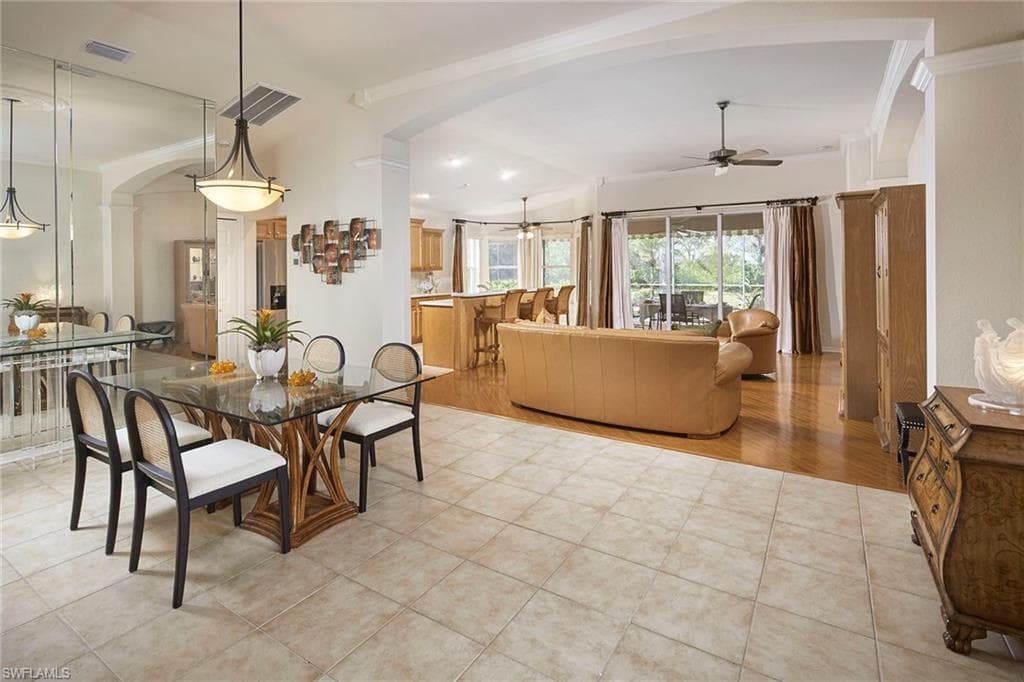 9301 Troon Lakes Dr, Naples, FL 34109-2