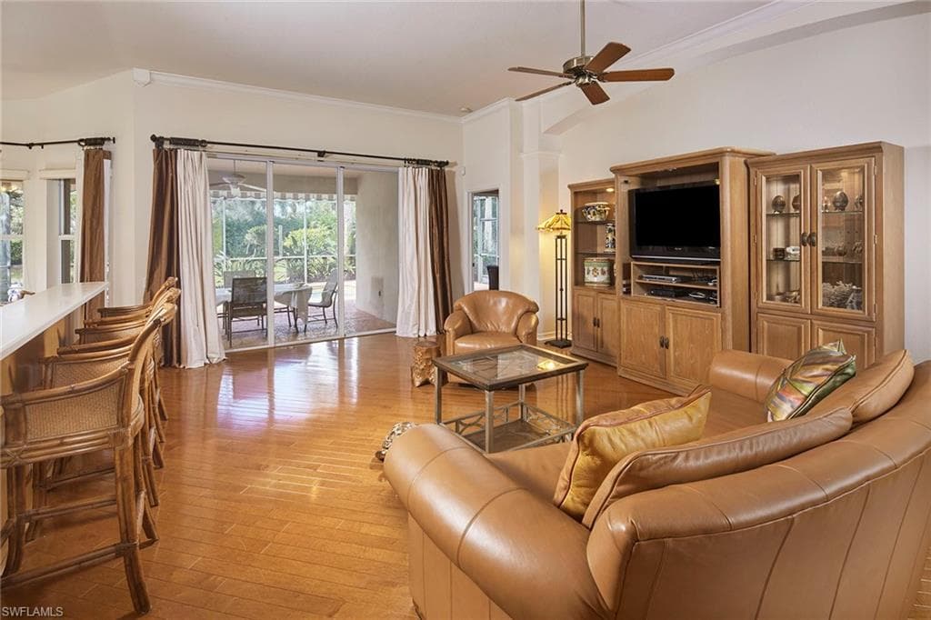 9301 Troon Lakes Dr, Naples, FL 34109-3