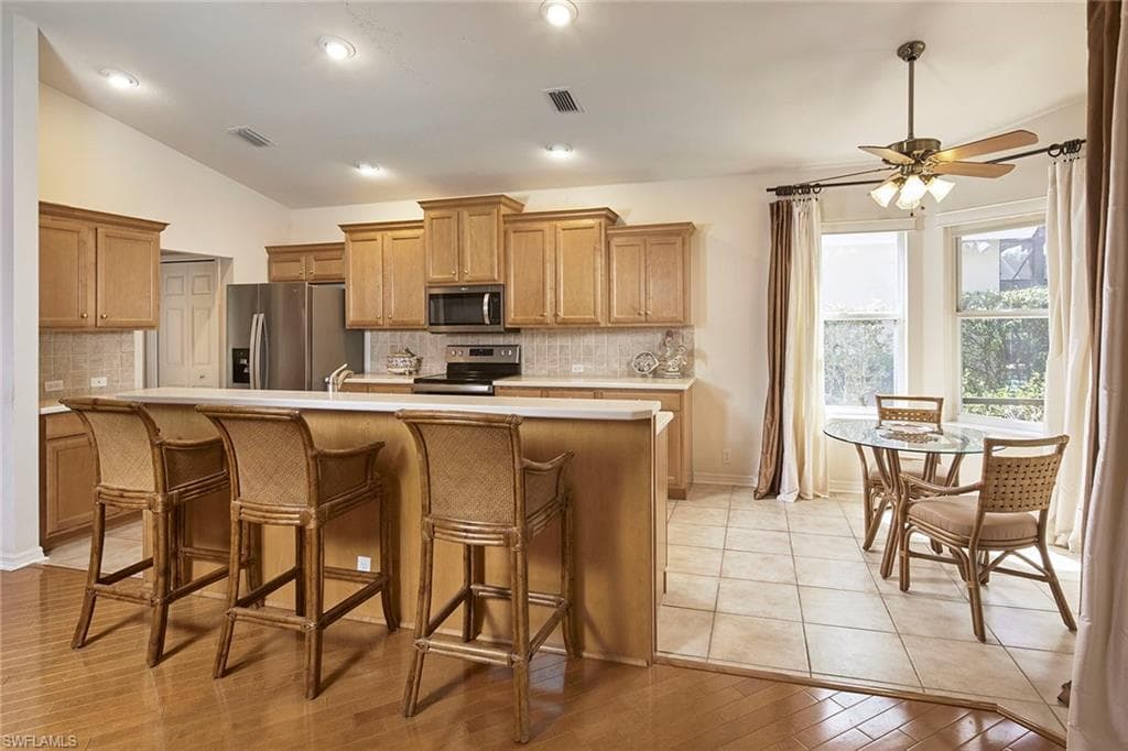 9301 Troon Lakes Dr, Naples, FL 34109-6