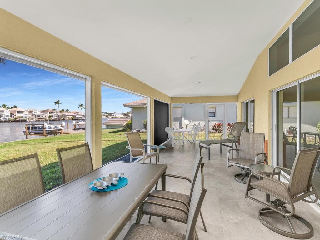 111 Morning Star Cay, Naples, FL 34114-22