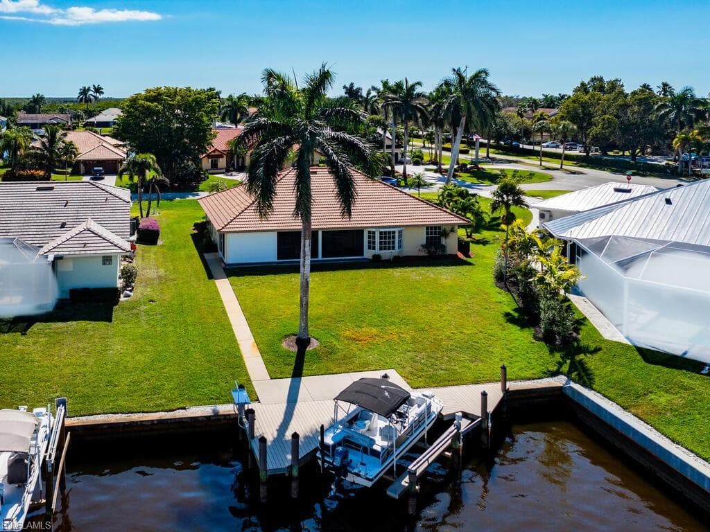 111 Morning Star Cay, Naples, FL 34114-35