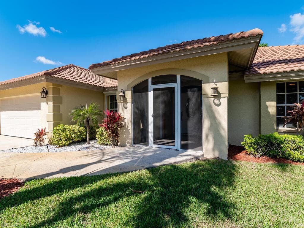 111 Morning Star Cay, Naples, FL 34114-3