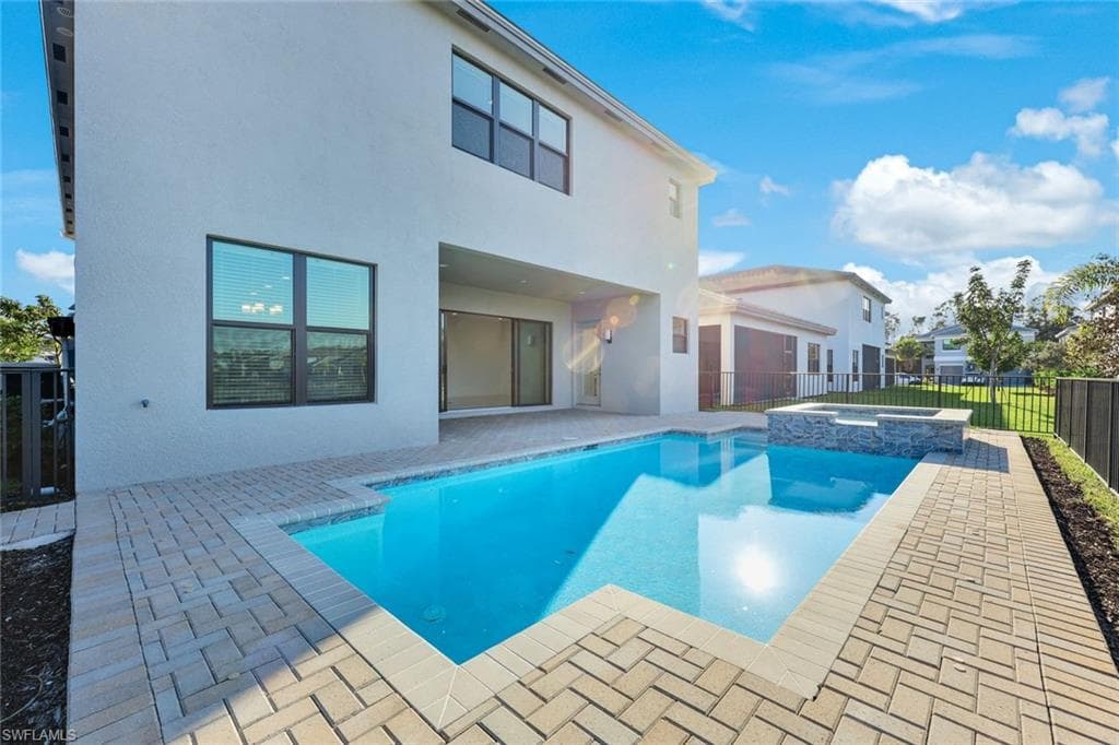 12775 Woodbury Dr, Estero, FL 33928-22