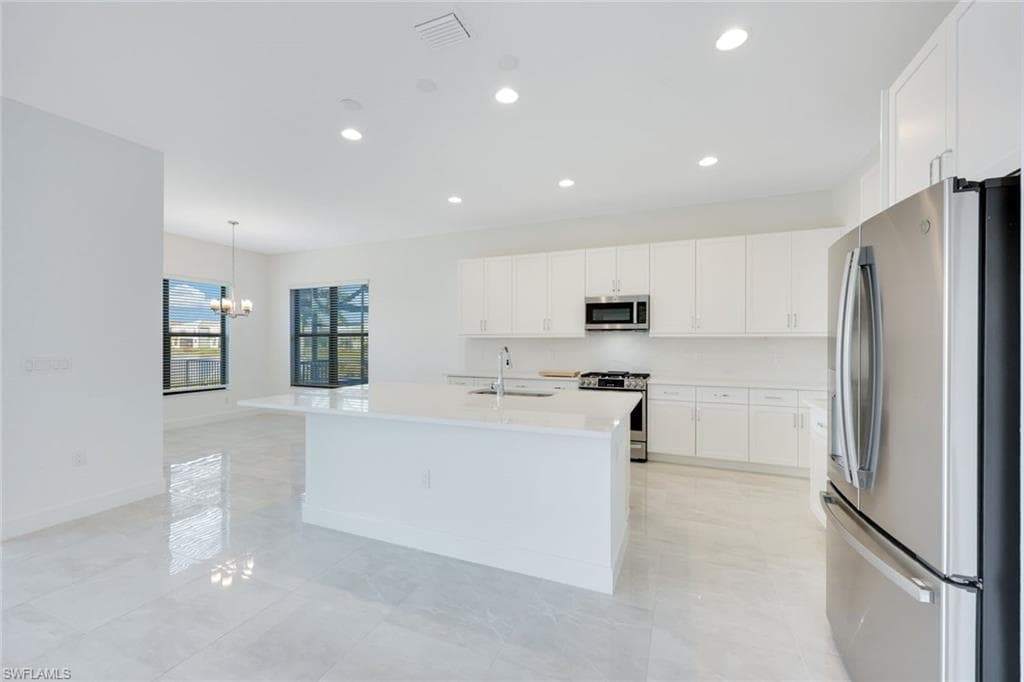 12775 Woodbury Dr, Estero, FL 33928-4