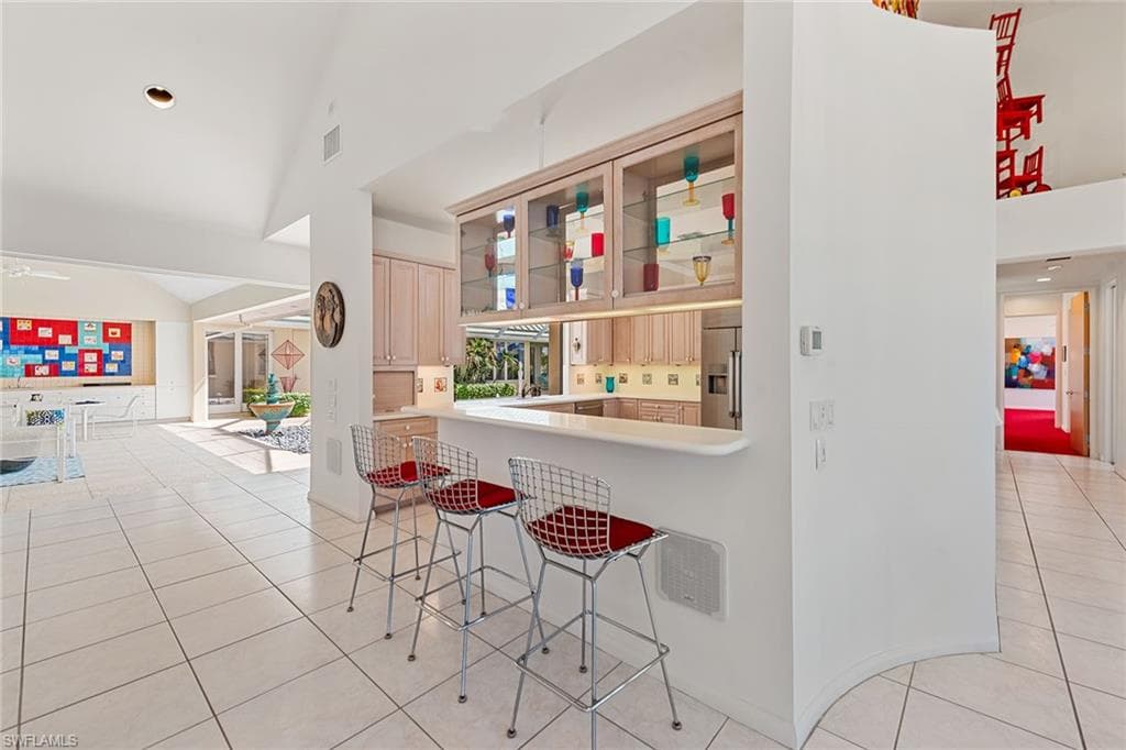 30 3rd Ave S, Naples, FL 34102-13