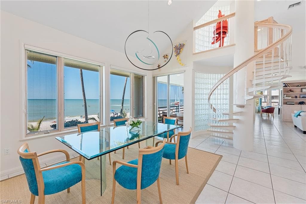 30 3rd Ave S, Naples, FL 34102-16