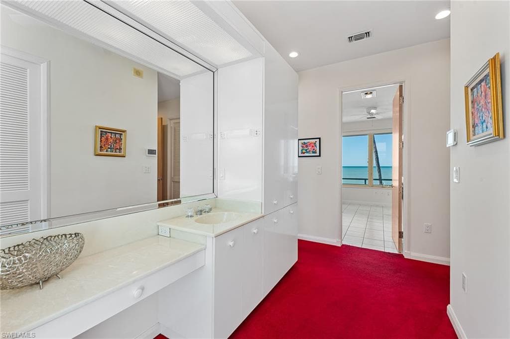 30 3rd Ave S, Naples, FL 34102-18