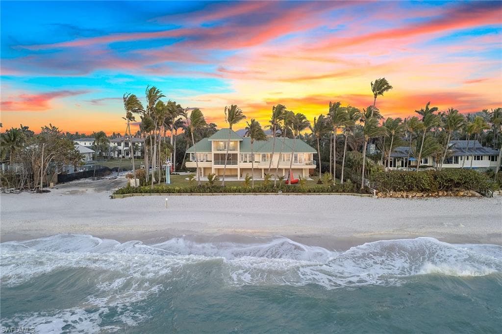 30 3rd Ave S, Naples, FL 34102-49