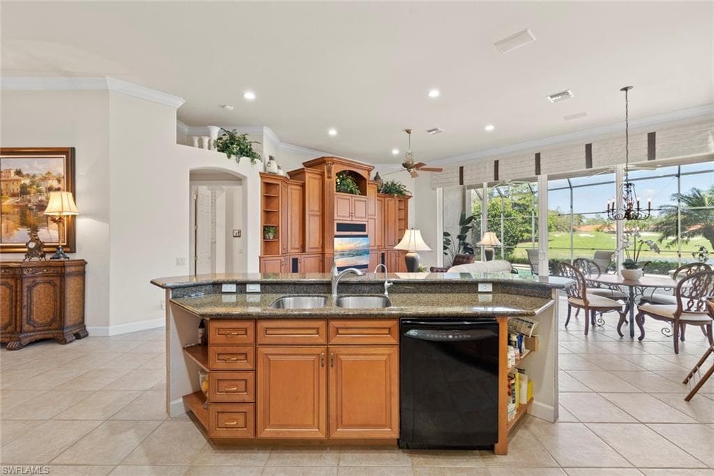 1438 Via Portofino, Naples, FL 34108-25