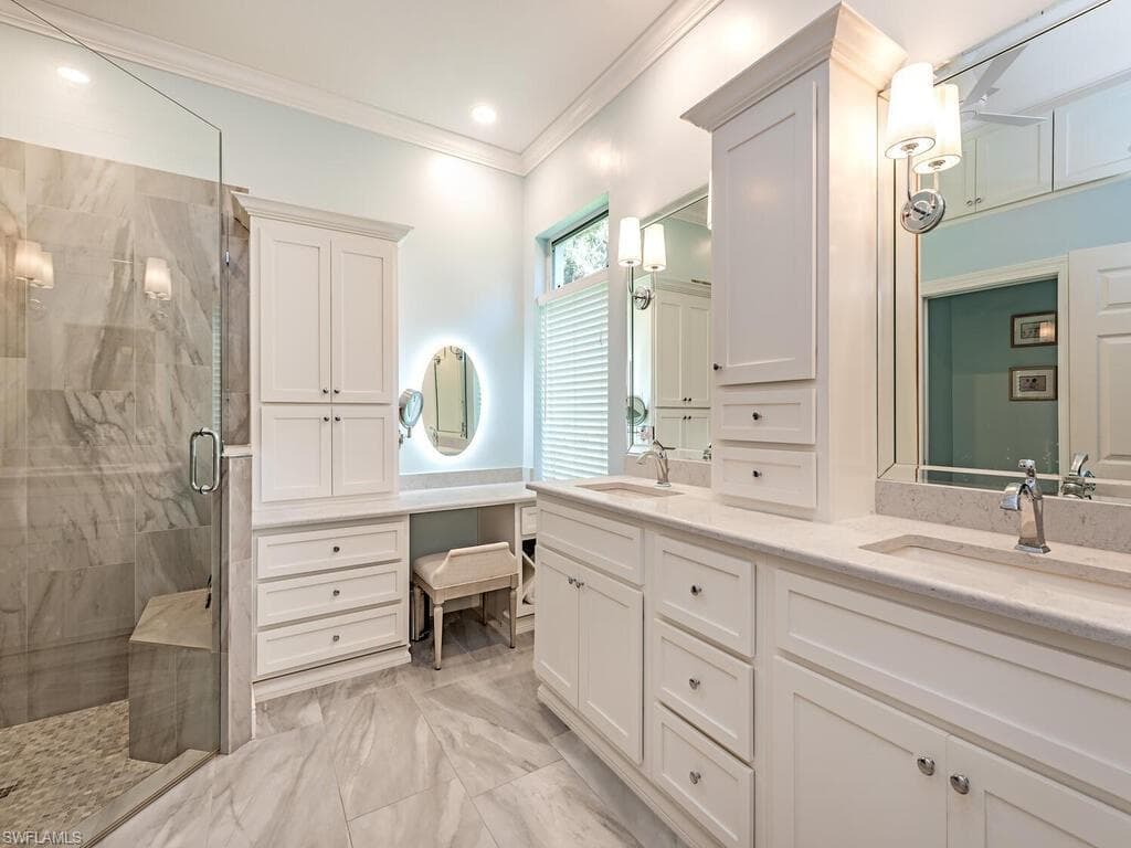 9296 Troon Lakes Dr, Naples, FL 34109-8