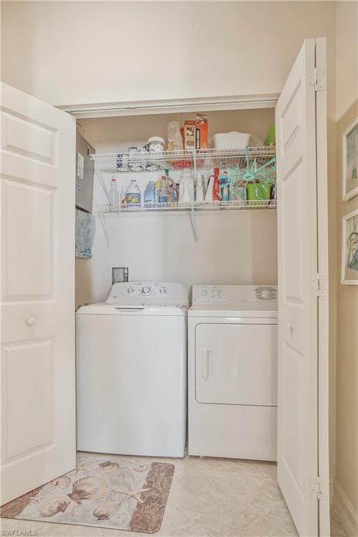 1015 Tarpon Cove Dr 1403, Naples, FL 34110-13
