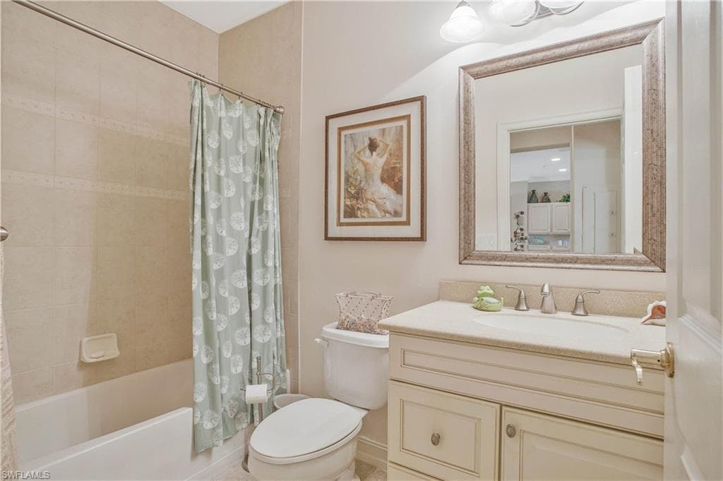 1015 Tarpon Cove Dr 1403, Naples, FL 34110-14
