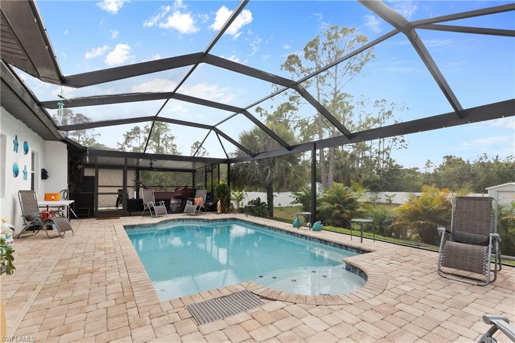 1015 Greenwood Ave, Lehigh Acres, fl 33972-22