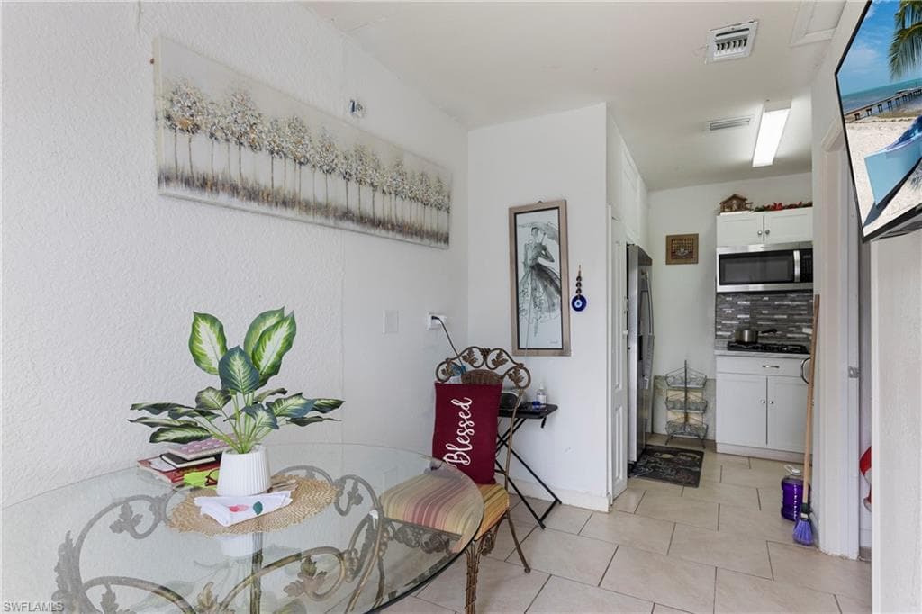 1015 Greenwood Ave, Lehigh Acres, fl 33972-25