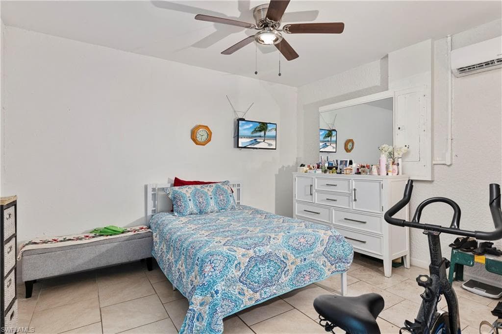 1015 Greenwood Ave, Lehigh Acres, fl 33972-26
