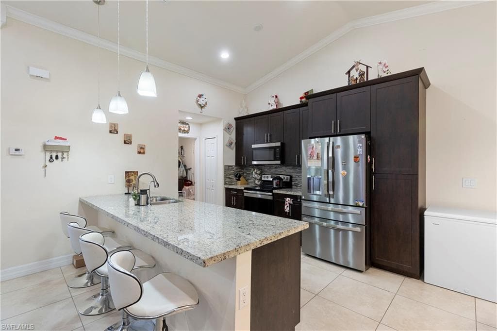 1015 Greenwood Ave, Lehigh Acres, fl 33972-7