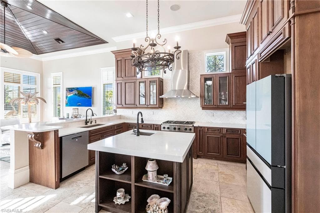 1801 Kingfish Rd, Naples, FL 34102-11