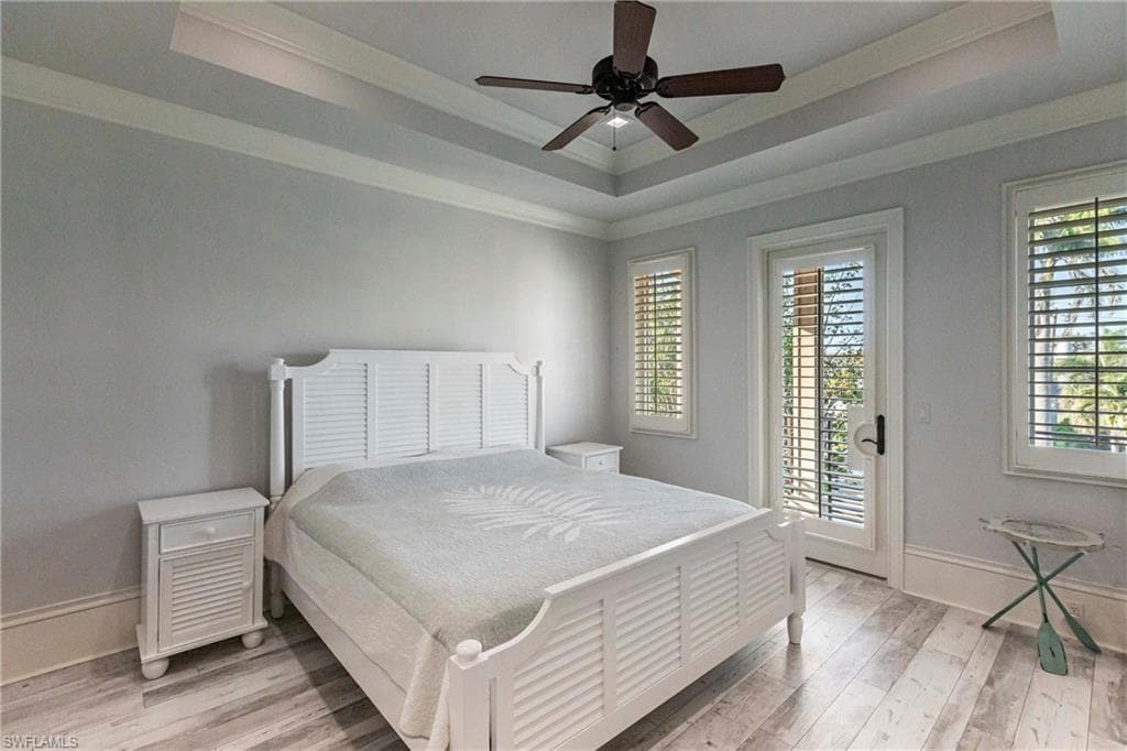 1801 Kingfish Rd, Naples, FL 34102-21
