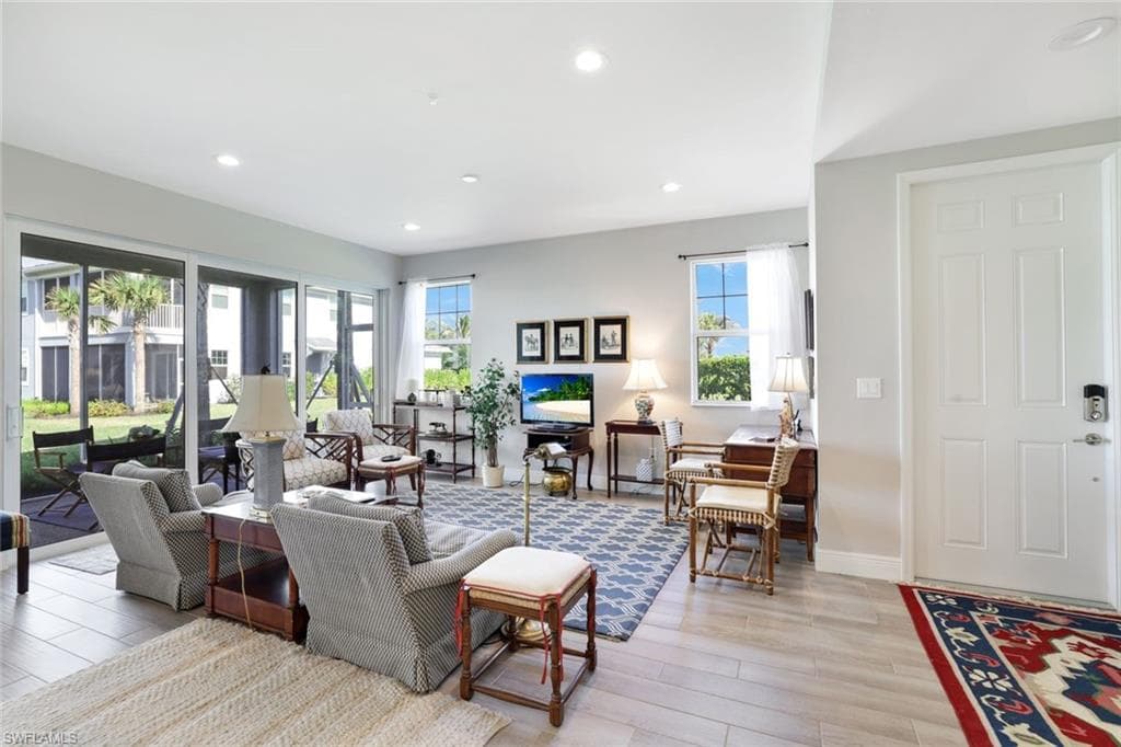 /property-images/225025040-2.jpg