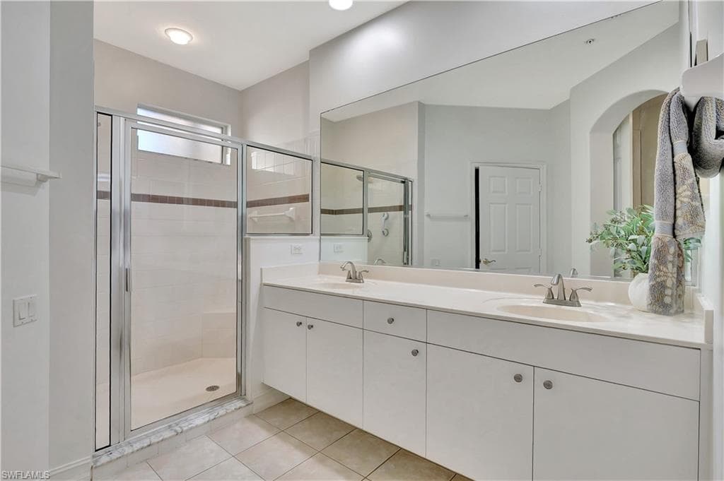849 Carrick Bend Cir 102, Naples, FL 34110-21