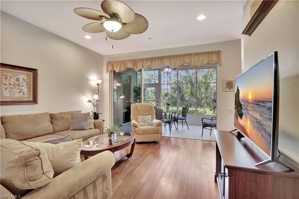 849 Carrick Bend Cir 102, Naples, FL 34110-7