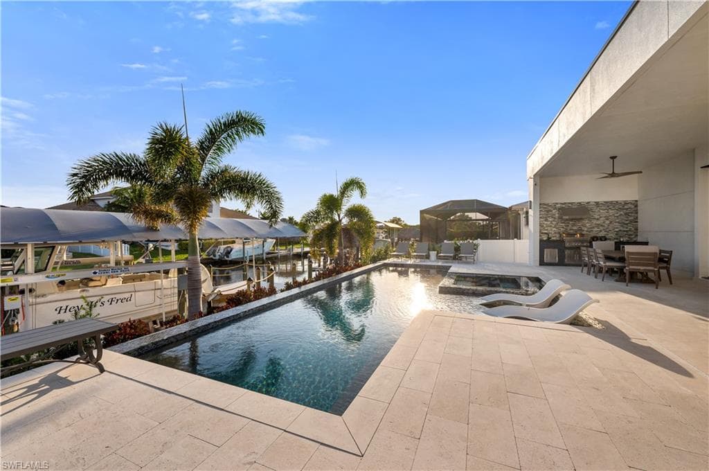 836 Miramar Ct, Cape Coral, FL 33904-34