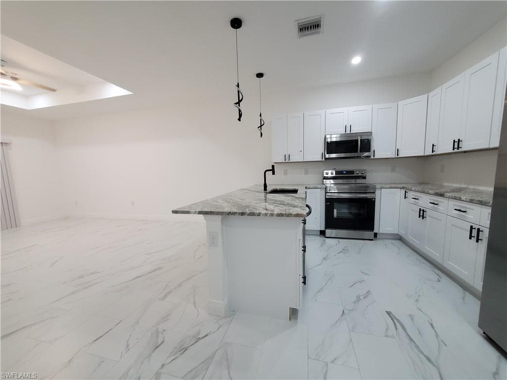 5444-5446 Billings St, Lehigh Acres, FL 33971-17