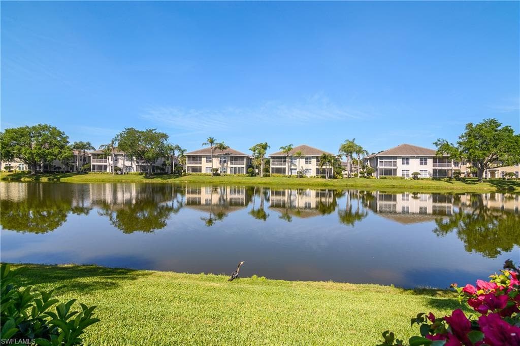 2272 Island Cove Cir, Naples, FL 34109-33