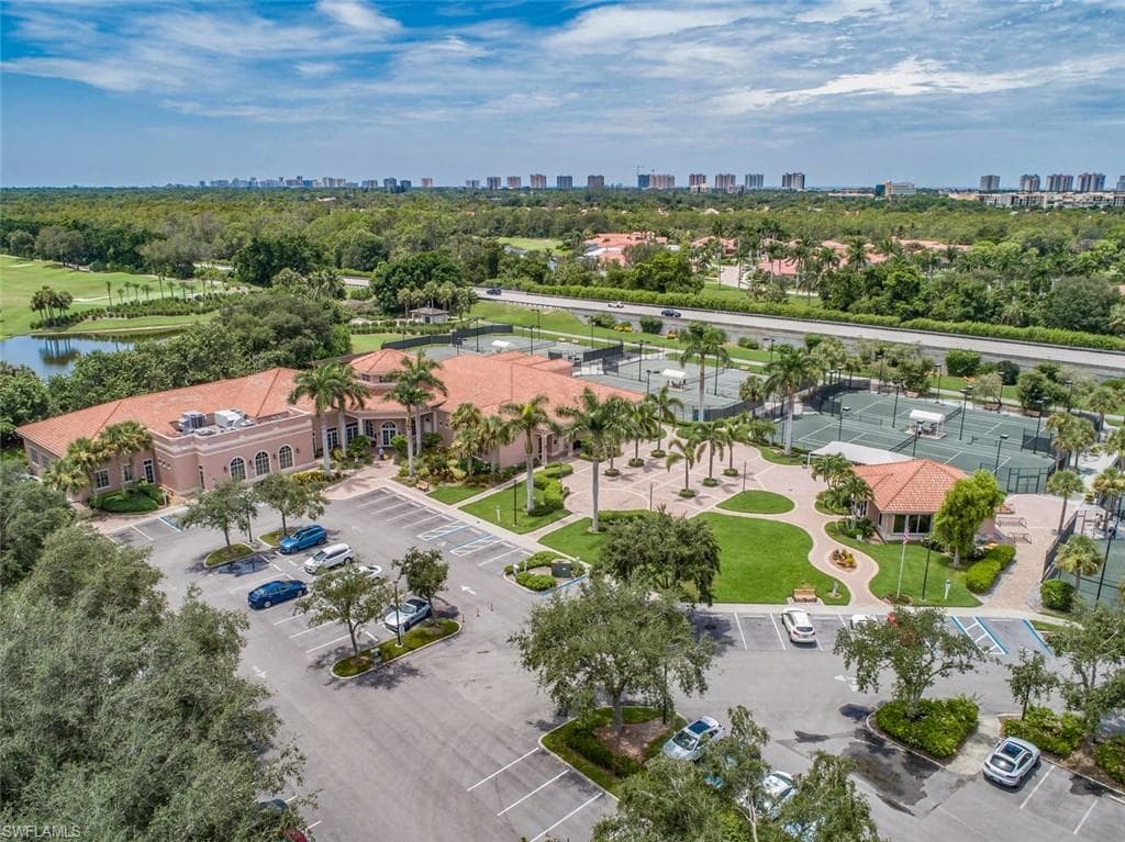 2272 Island Cove Cir, Naples, FL 34109-41