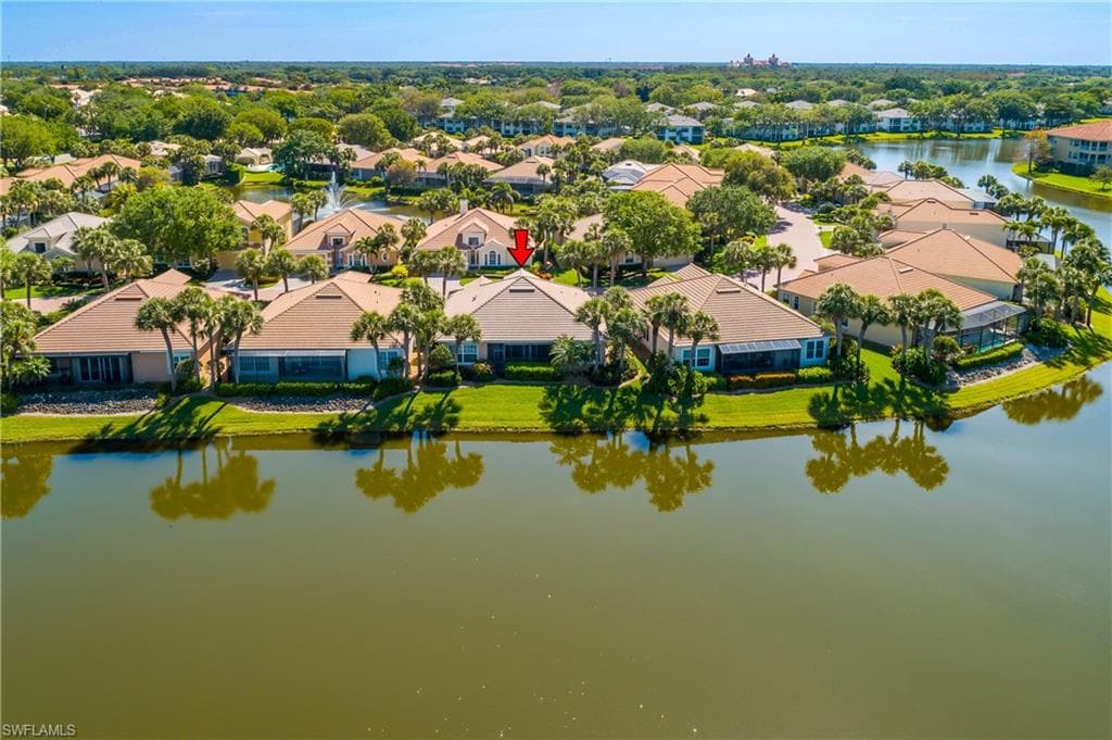 2272 Island Cove Cir, Naples, FL 34109-4