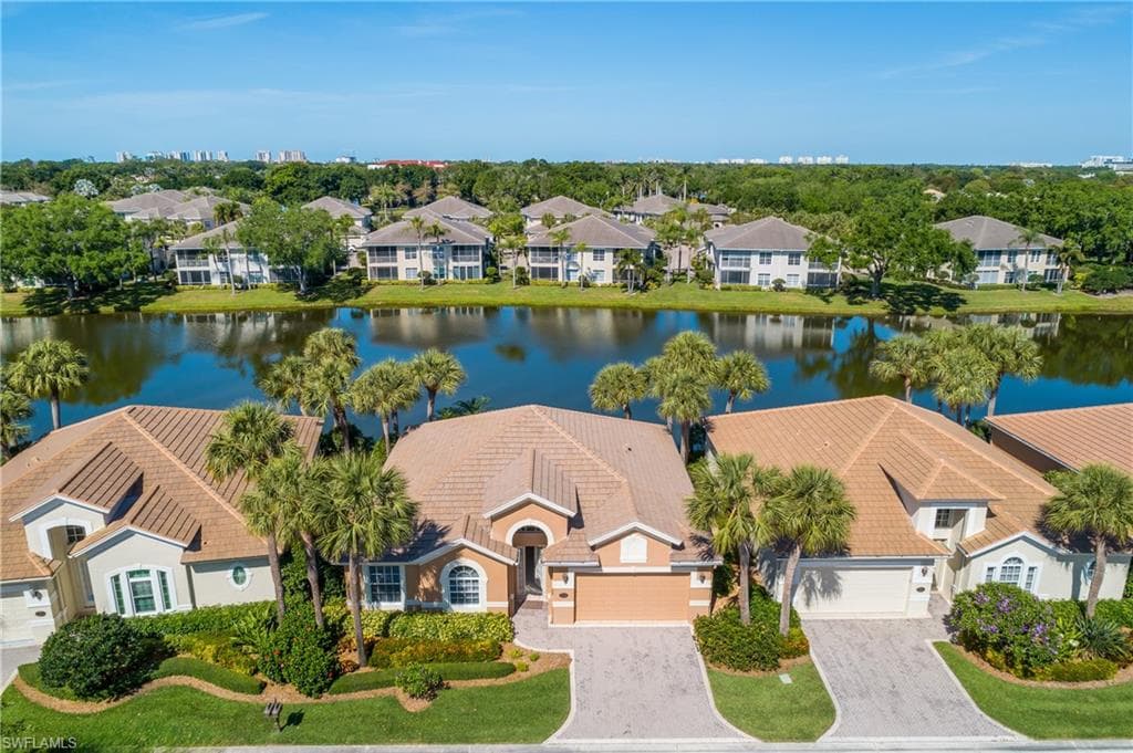 2272 Island Cove Cir, Naples, FL 34109-7