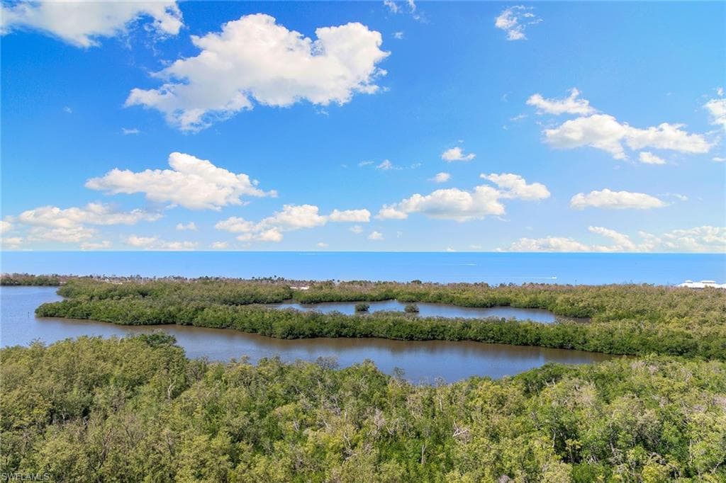 6897 Grenadier Blvd 1202, Naples, FL 34108-41
