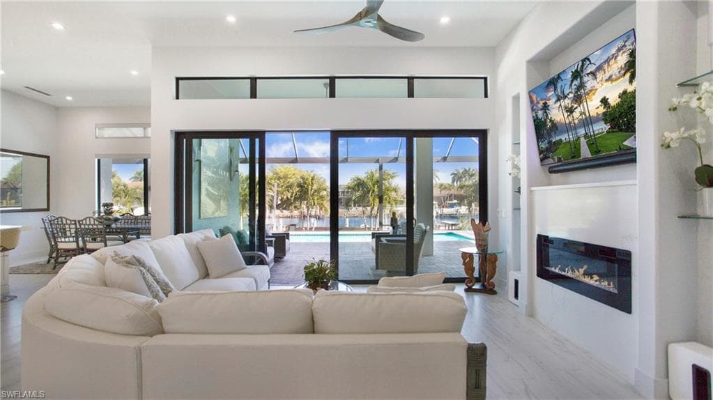 141 Wilderness Cay, Naples, FL 34114-9