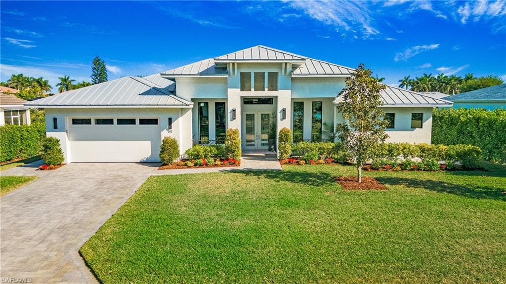 141 Wilderness Cay, Naples, FL 34114-1