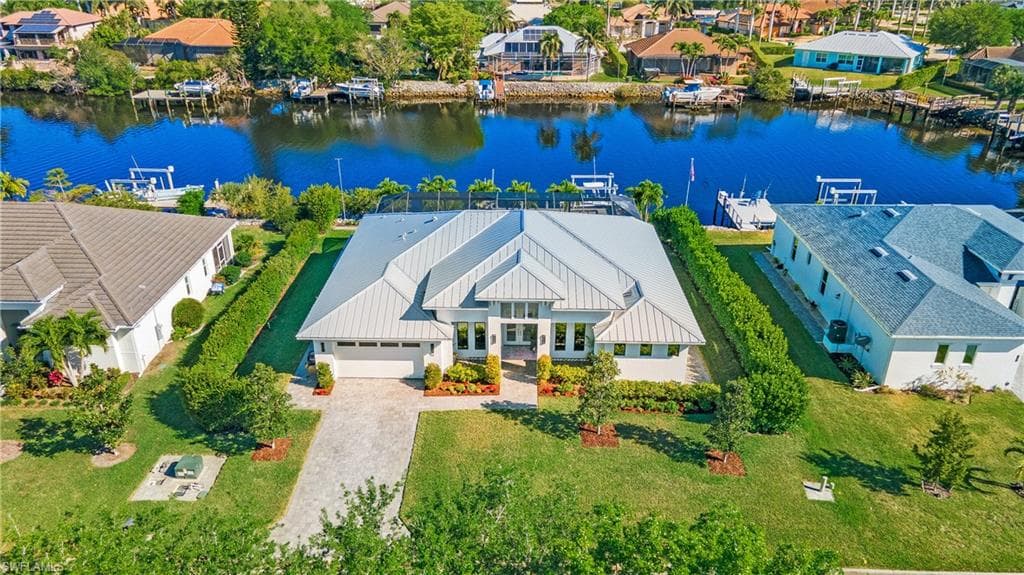 141 Wilderness Cay, Naples, FL 34114-4
