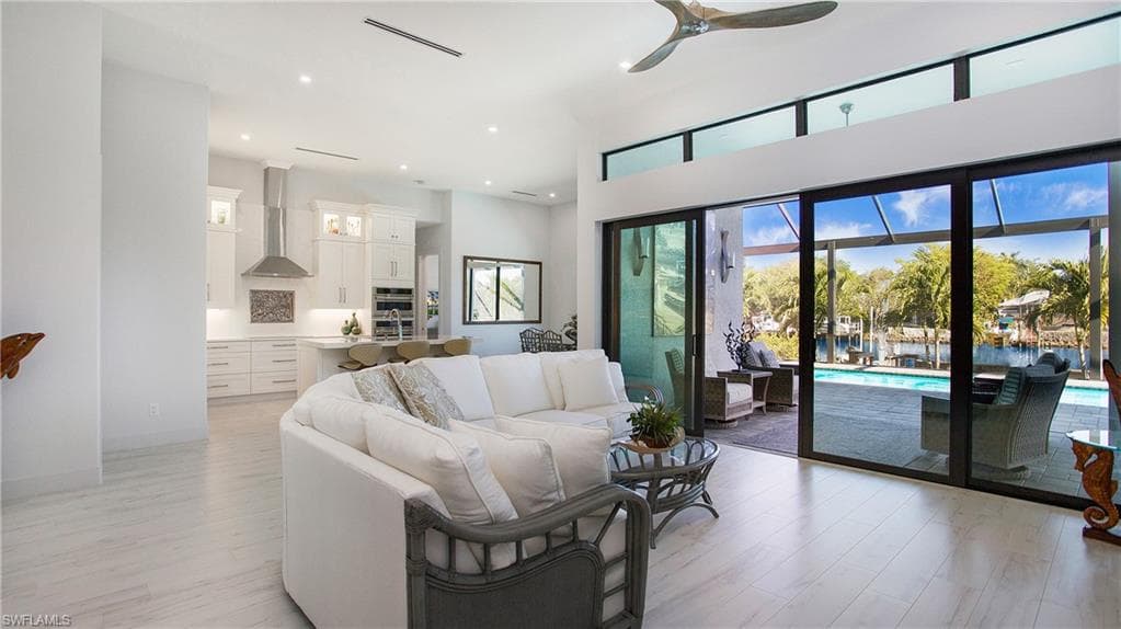 141 Wilderness Cay, Naples, FL 34114-7
