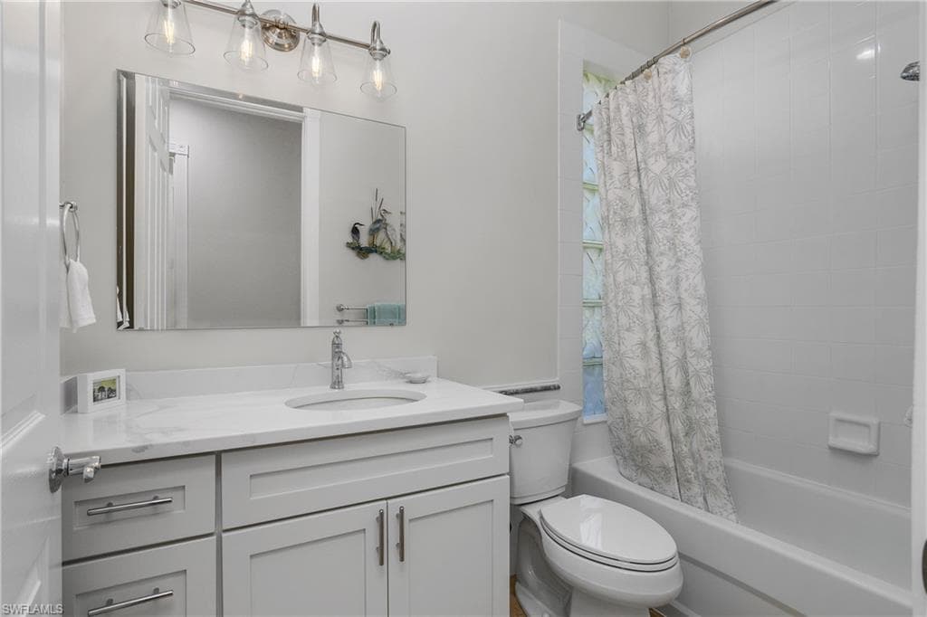 28263 Koi Way, Bonita Springs, FL 34135-30