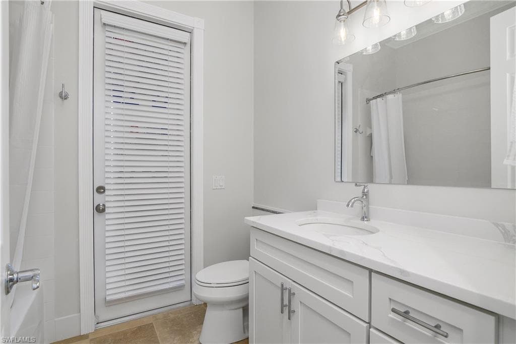 28263 Koi Way, Bonita Springs, FL 34135-34