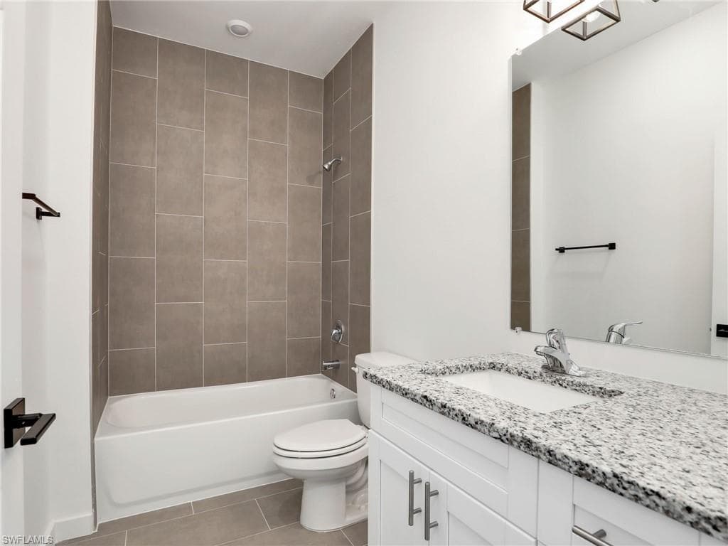 1025/1027 Meadow Rd, Lehigh Acres, FL 33973-22