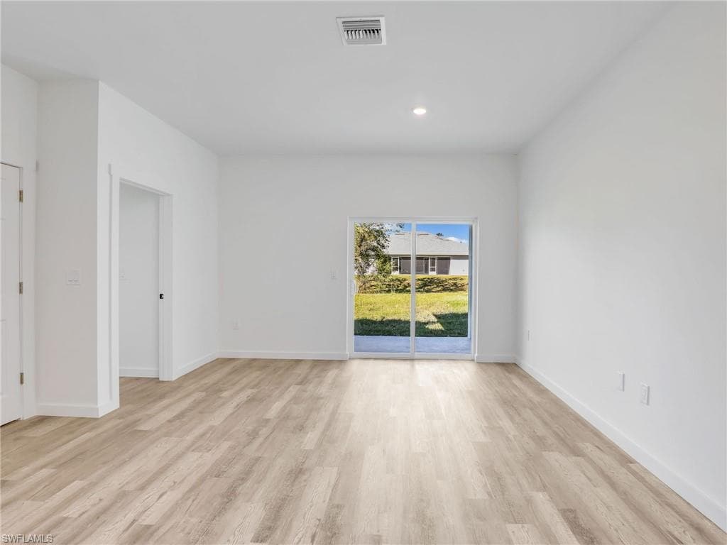 1025/1027 Meadow Rd, Lehigh Acres, FL 33973-29