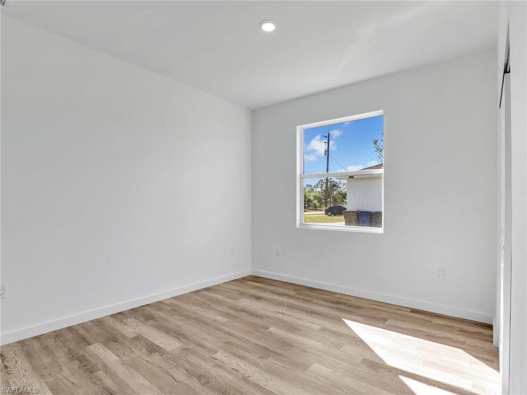 1025/1027 Meadow Rd, Lehigh Acres, FL 33973-41