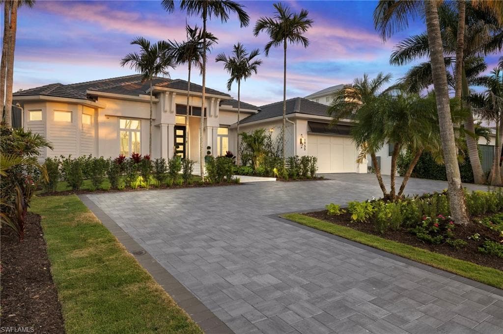 1955 Tarpon Rd, Naples, FL 34102-48